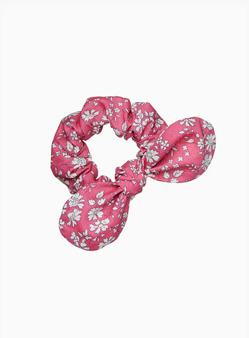 Bow Scrunchie in Bright Pink Capel